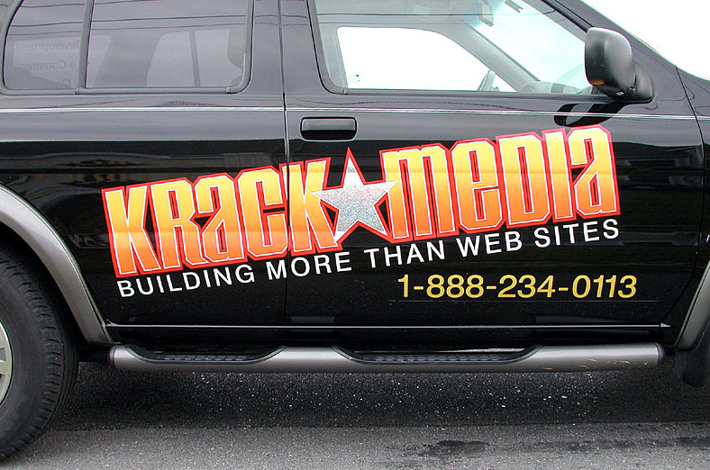 Krack-Media-vehicle-lettering