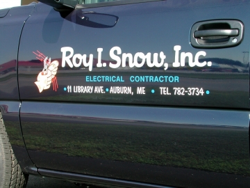 truck lettering for Roy Snow of Auburn, Maine