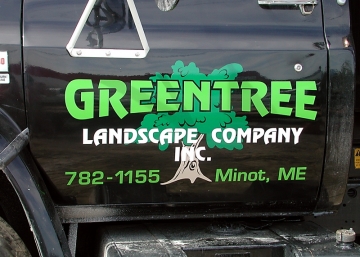 truck lettering for greentree-landscaping of Auburn, Maine